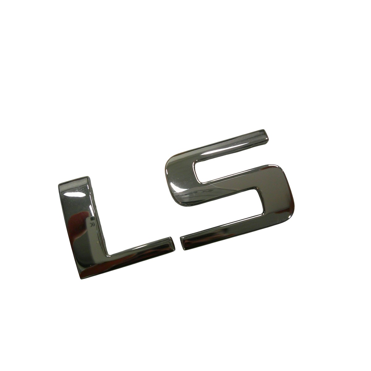EMBLEMA “LS” CHEVROLET CLASSIC 2010/AGILE/MONTANA NOVA