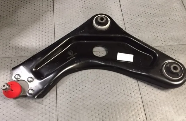 Brazo de suspensión inferior izquierdo
