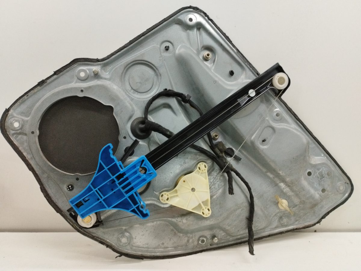Alza Cristal Trasero Izquierdo Electrico Volkswagen Bora Berlina (1J2) 1J5839729G