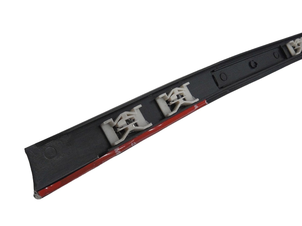 MOLDURA DERECHA TECHO CHEVROLET CORSA SEDAN 97/