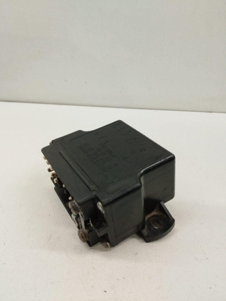 Caja Precalentamiento Mercedes-Benz Clase C (W201) Berlina 1982-1993 0035452532