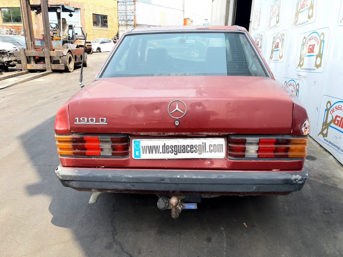 Caja Precalentamiento Mercedes-Benz Clase C (W201) Berlina 1982-1993 0035452532