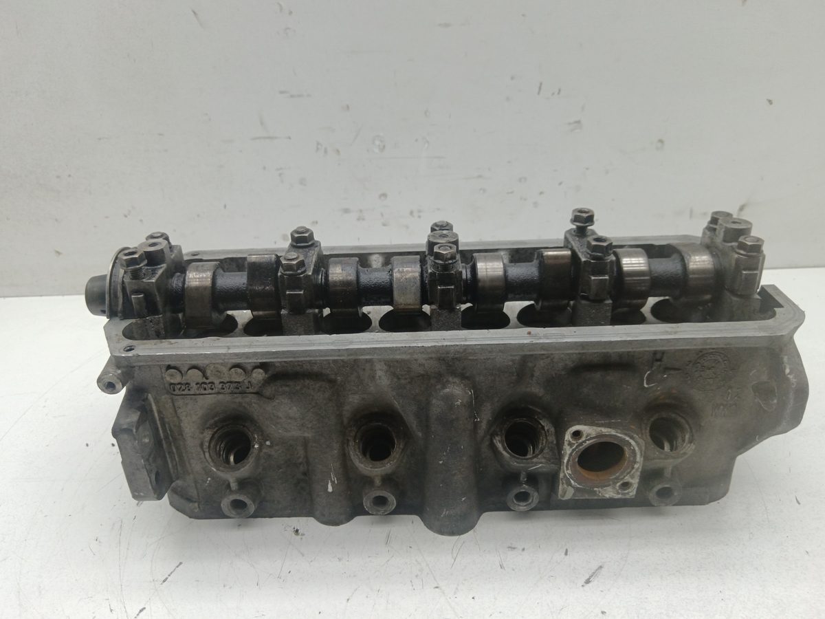 Tapa De Cilindros Volkswagen Polo (9N1) 2001-2005 1.9 SDI 1.9L 47kW 028103373J