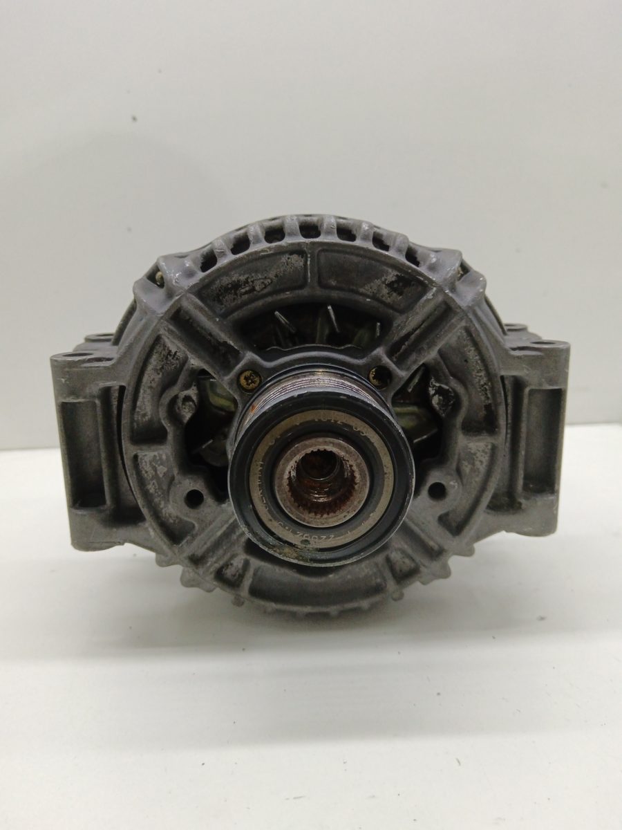 Alternador Mercedes-Benz Clase C (W202) Familiar 1996-2001 0123510108