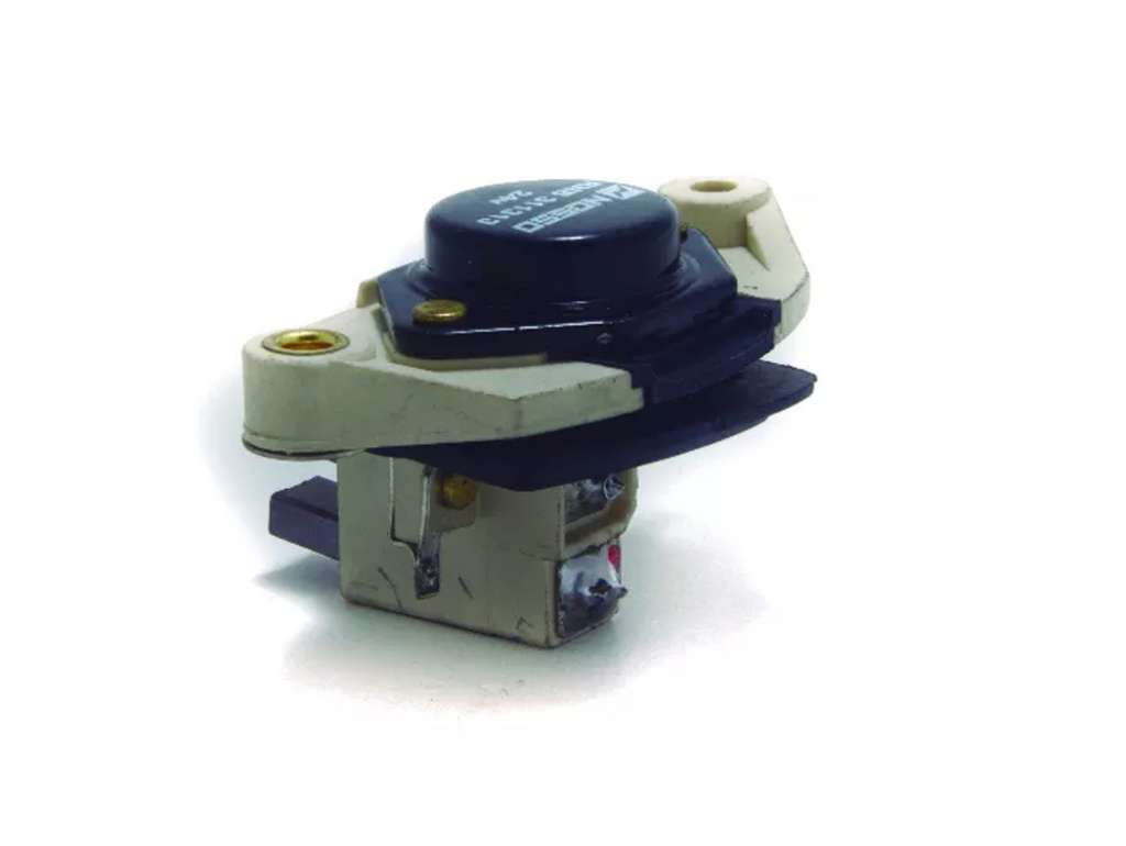 REGULADOR ALTERNADOR BOSCH CASE/CUMMINS 24V