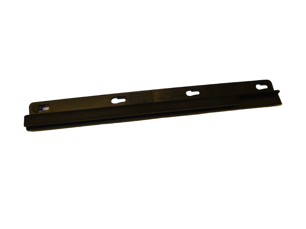 GUIA PARAGOLPE TRASERA DER CHEVROLET WAGON CLASSIC 2011/
