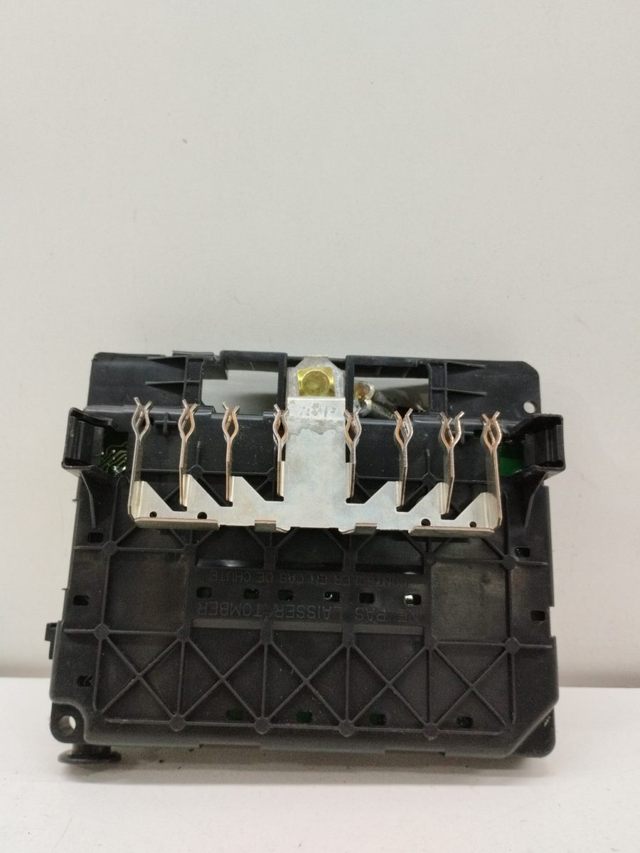 Caja Reles / Fusibles Citroën Xsara Picasso 1999-2011 2.0 HDi Exclusive 9643498880