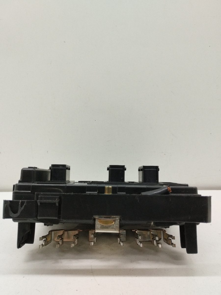 Caja Reles / Fusibles Citroën Xsara Picasso 1999-2011 2.0 HDi Exclusive 9643498880
