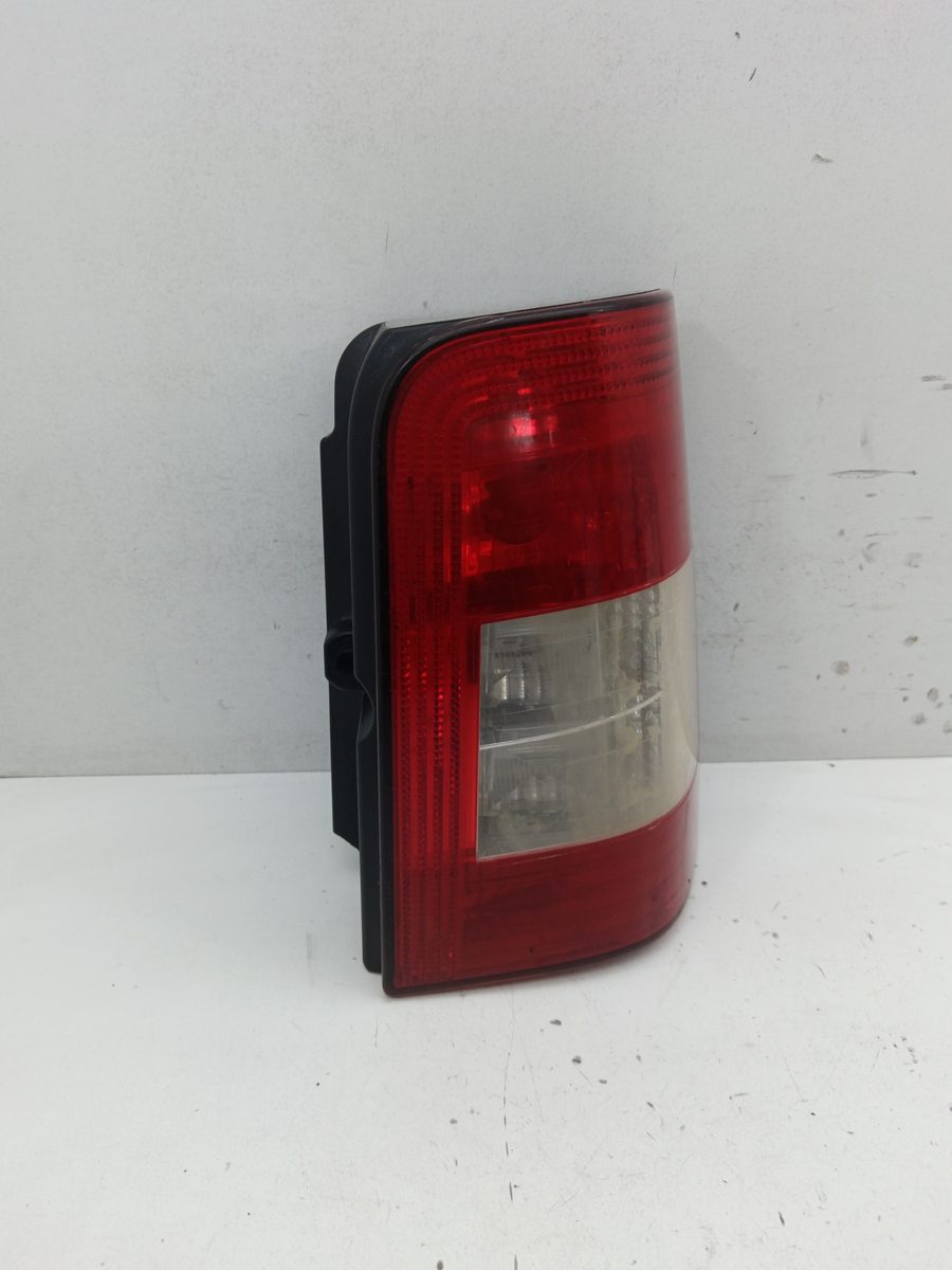 Farol Trasero Derecho Exterior Peugeot Partner (S2) 2002-2008 9657976980