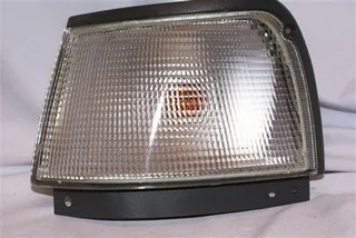 Faro delantero izquierdo