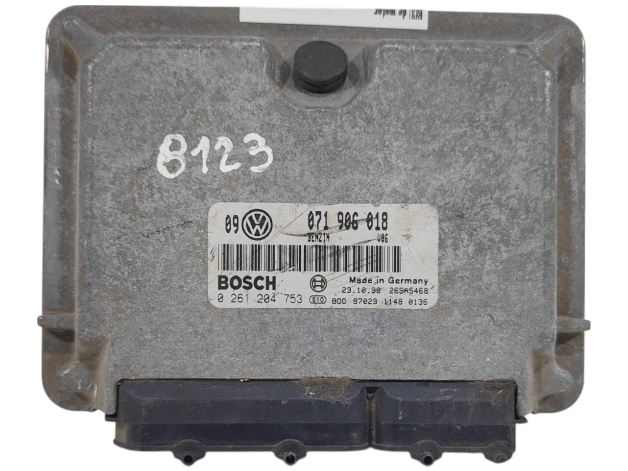 ECU de motor Volkswagen GOLF IV 2.3 VR 1998, Ref: 8123-K3B7