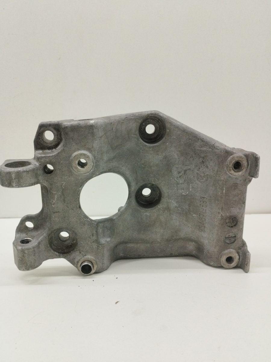Soporte Alternador Citroën Xsara Picasso 1999-2011 1.6 HDi 110 Exclusive 9646719580