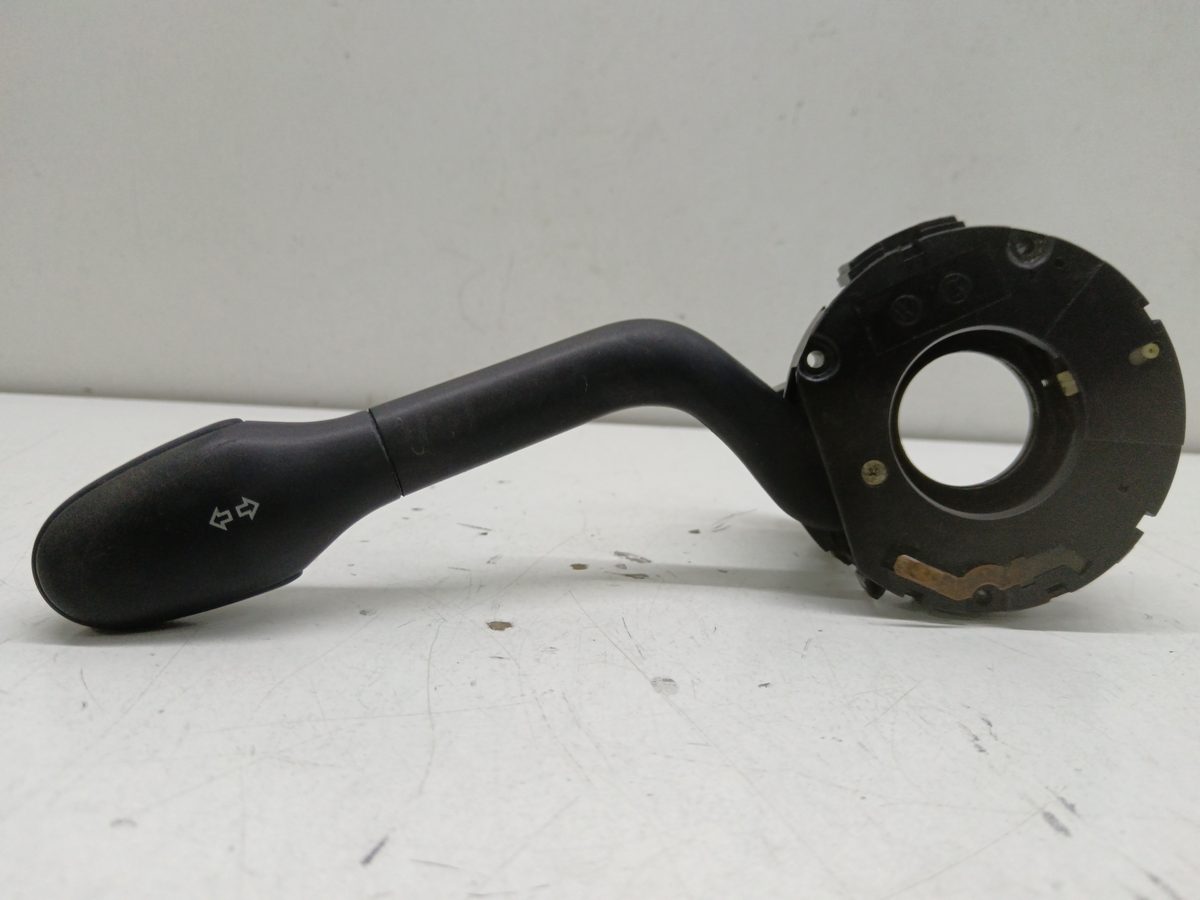 Llave De Señalero Volkswagen Polo Berlina (6N1) 1994-1999 1,4 1.4L 44kW