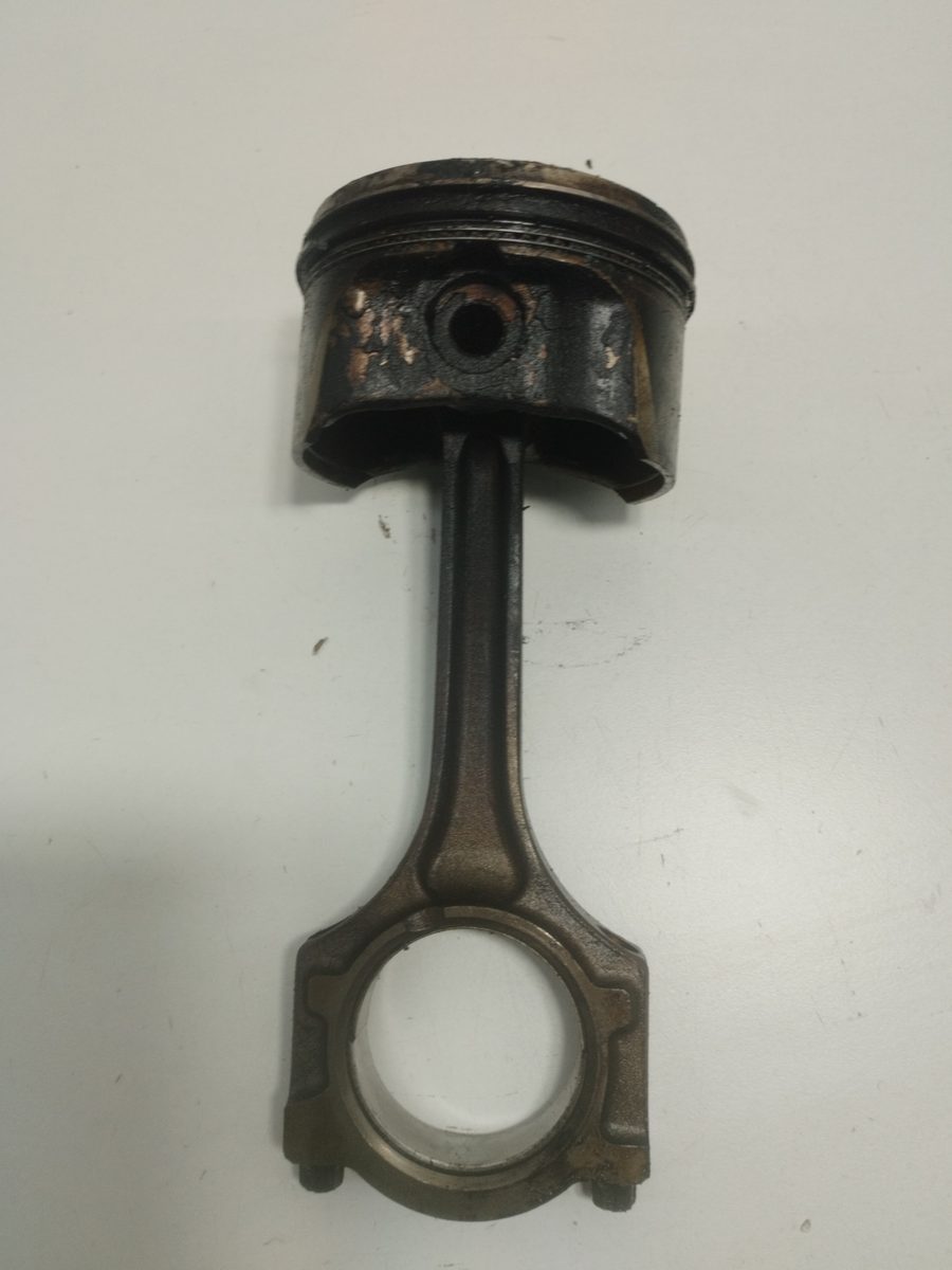 Piston Y Biela Ford Focus Turnier (CAK) 1998-2004 Ambiente 1.6L 74kW