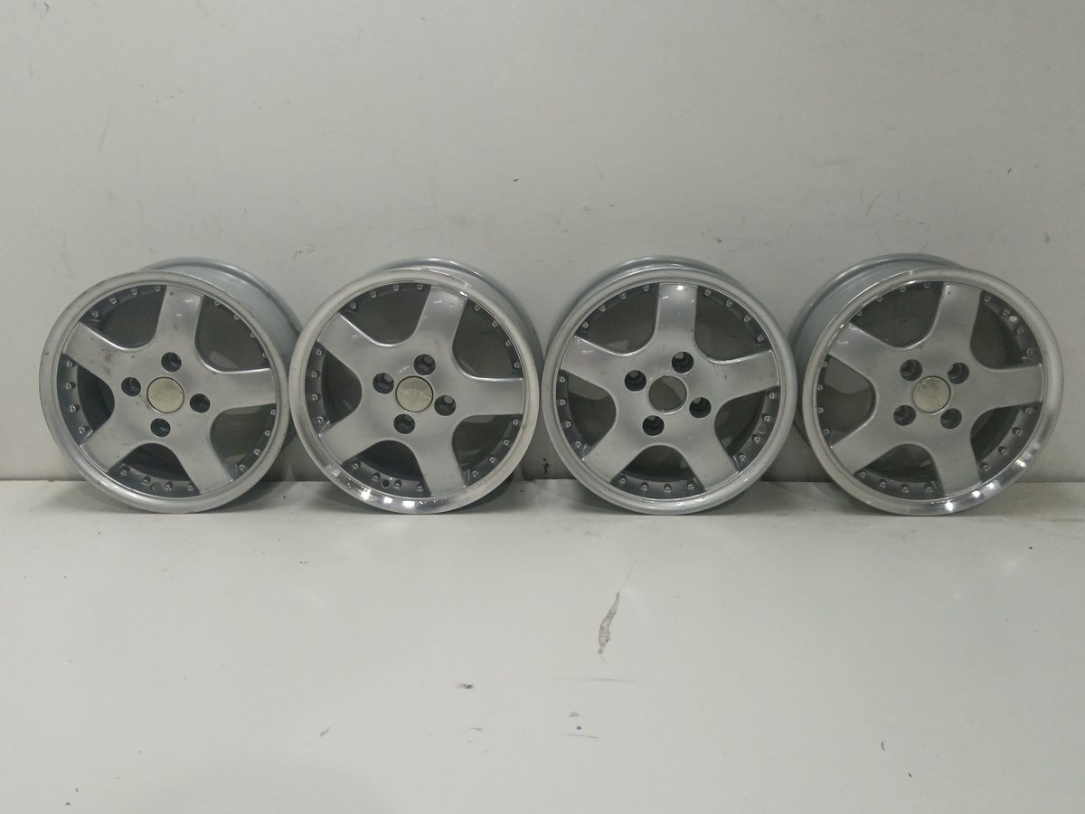 Juego De Llantas Fiat Punto Berl. (176) 1993-1997