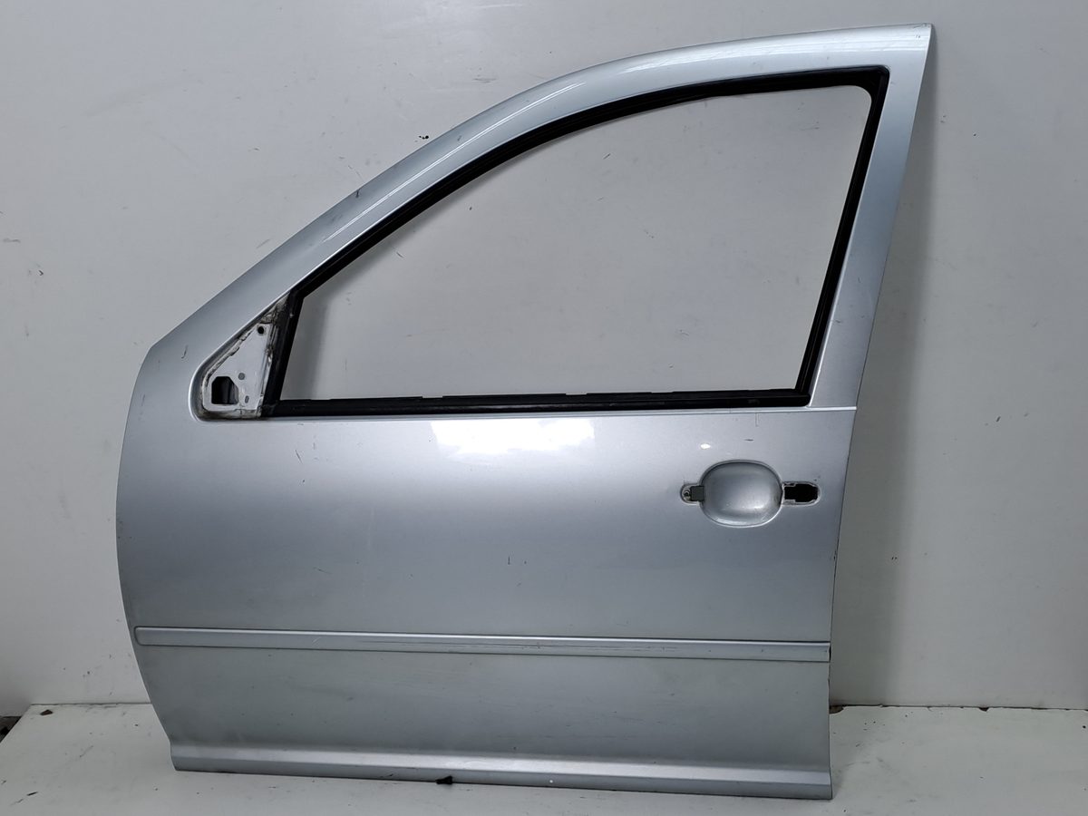 Puerta Delantera Izquierda Volkswagen Bora Berlina (1J2) 1998-2005