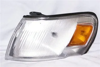 Faro delantero izquierdo