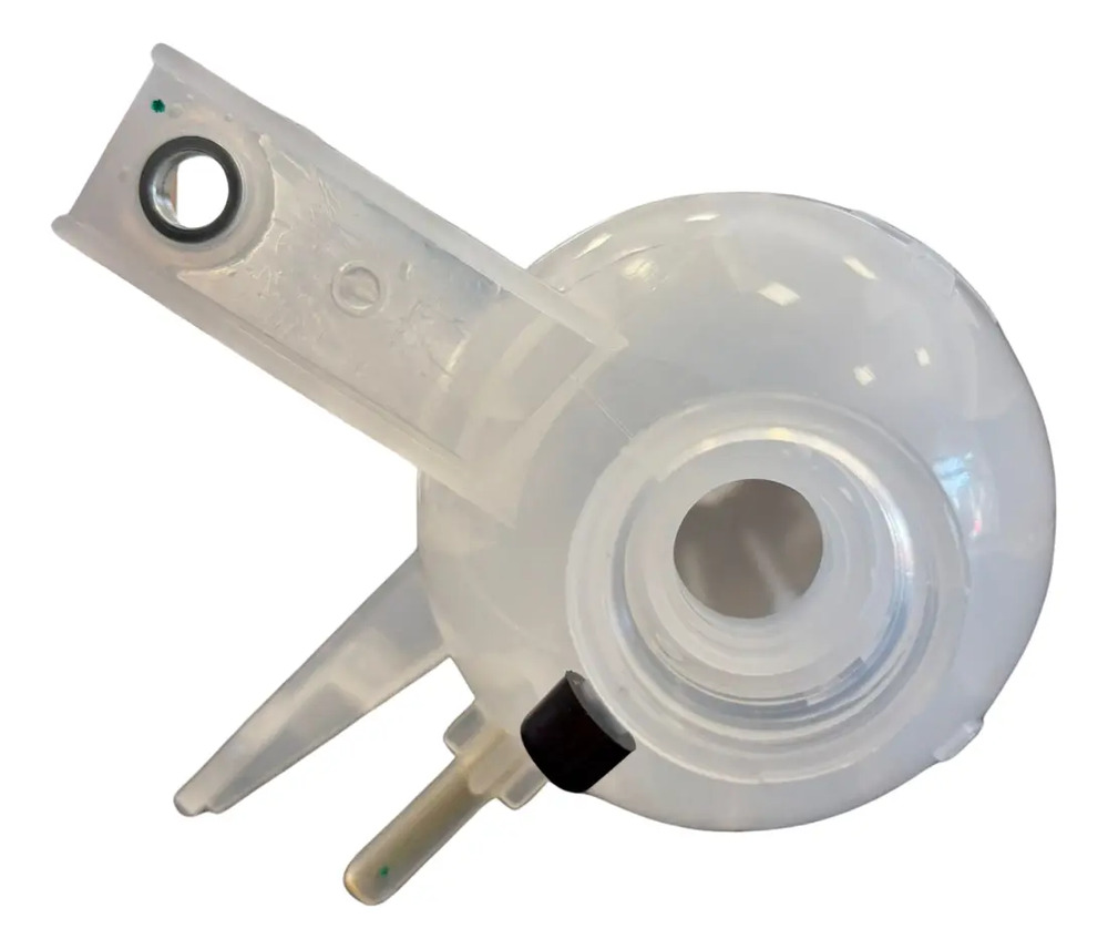 Deposito De Agua Toyota Hilux 2.5 D 4×2 C/a 2006/2015
