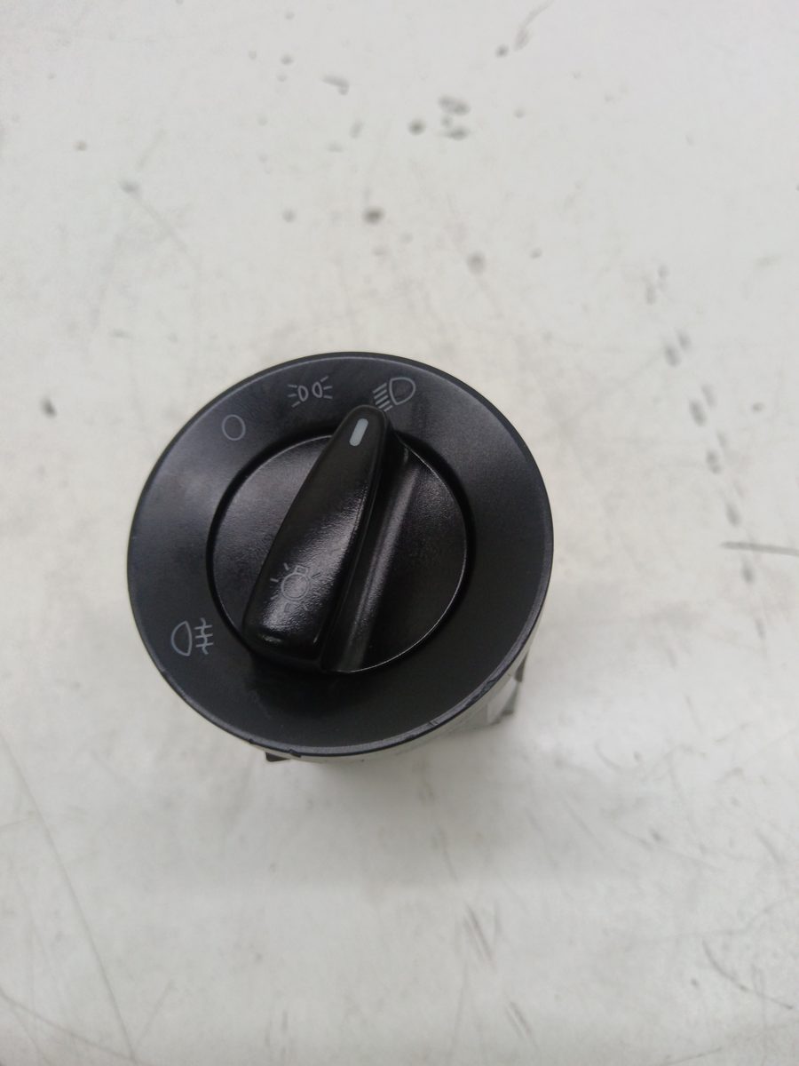 Llave Luces Volkswagen Up! (122) 2016-2018 * BK73B0941531