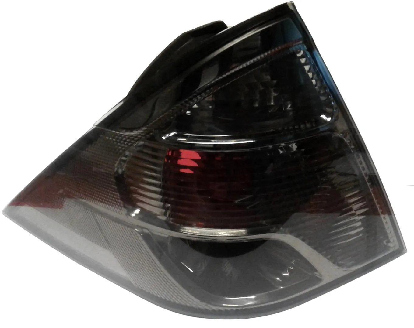 Faro trasero izquierdo