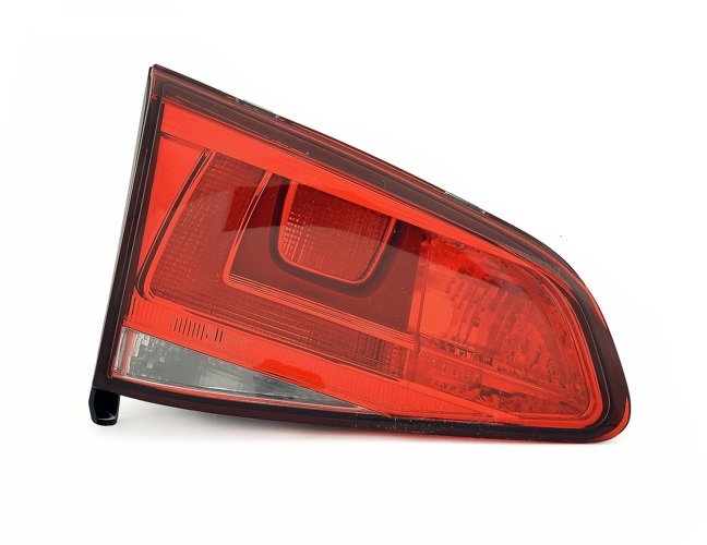 FARO TRASERO INTERNO IZQ. -TYC-