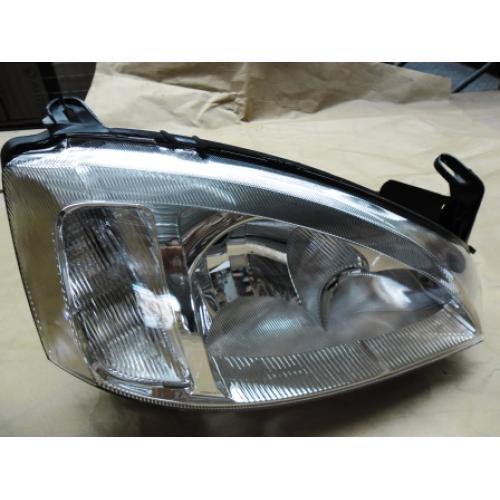 SEMIOPTICA CHEVROLET CORSA II DER. MONTANA 2003...2010 VIC  H7 + H1 PISCA LISO VIC