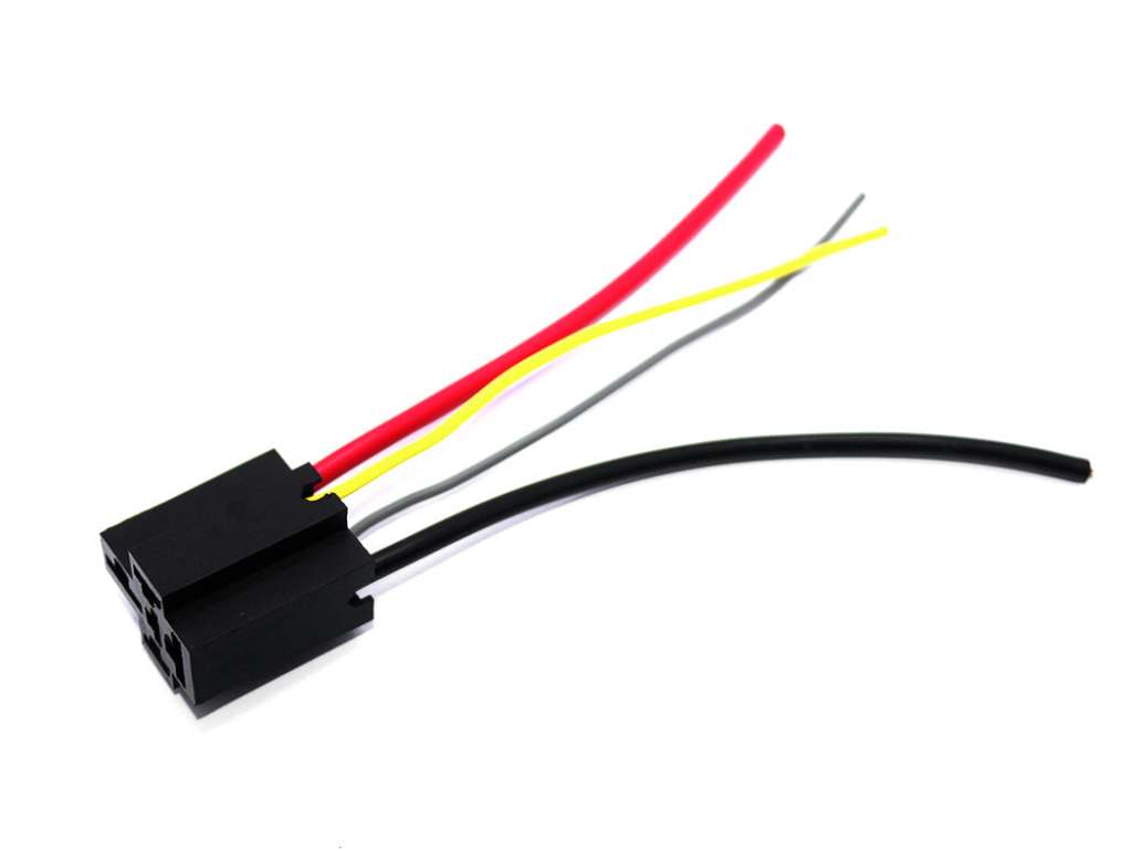 FICHA ENCHUFE RELAY UNIV. RELAY 70 AMP. REFORZADO