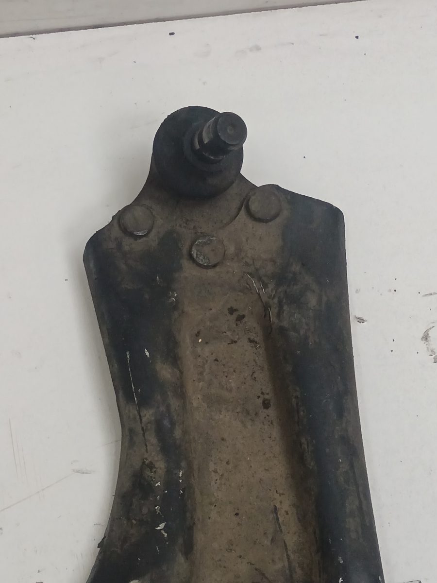 Parrilla De Suspension Inferior Delantera Izquierda Citroën C-elysée 2012-Actualidad
