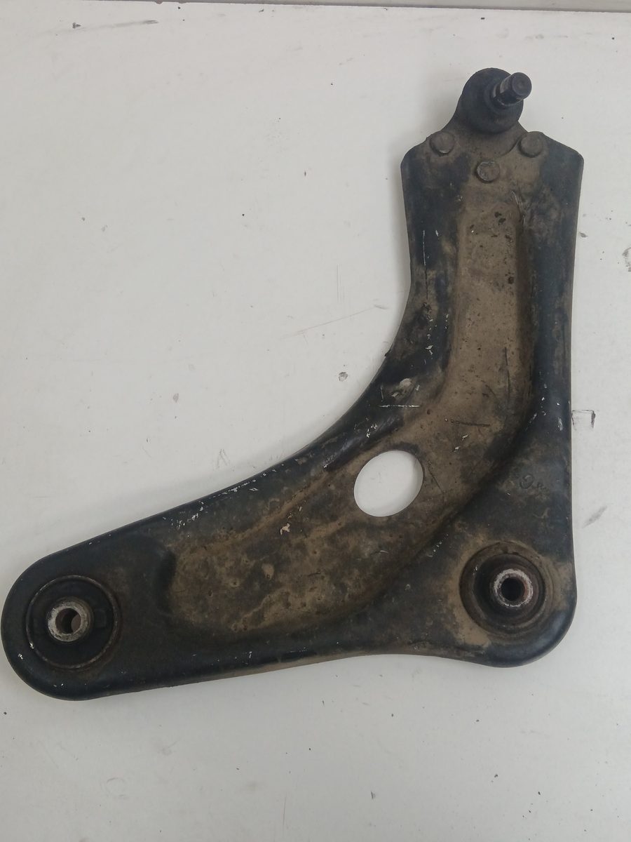 Parrilla De Suspension Inferior Delantera Izquierda Citroën C-elysée 2012-Actualidad