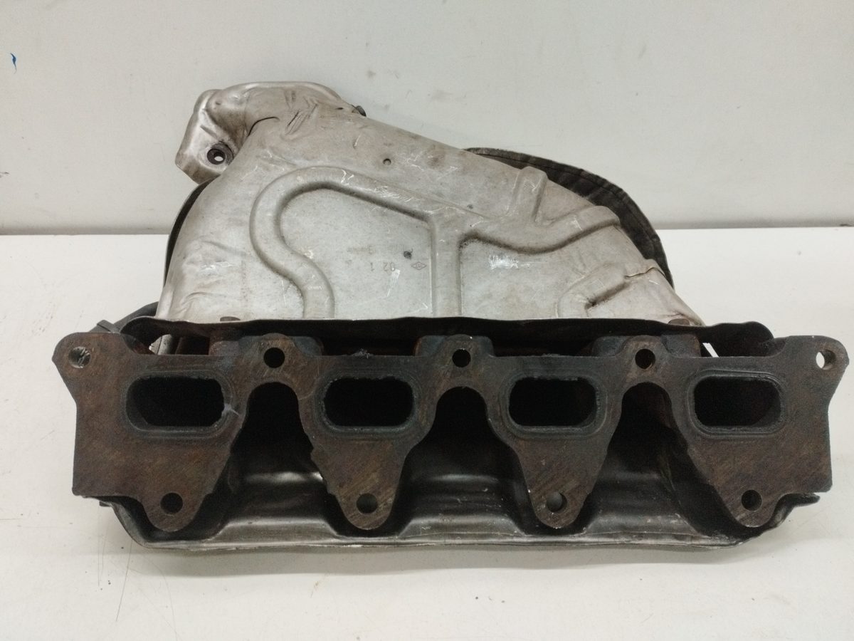 Multiple Escape Renault Laguna Ii (BG0) 2001-2007 Authentique 1.8L 88kW 041116097