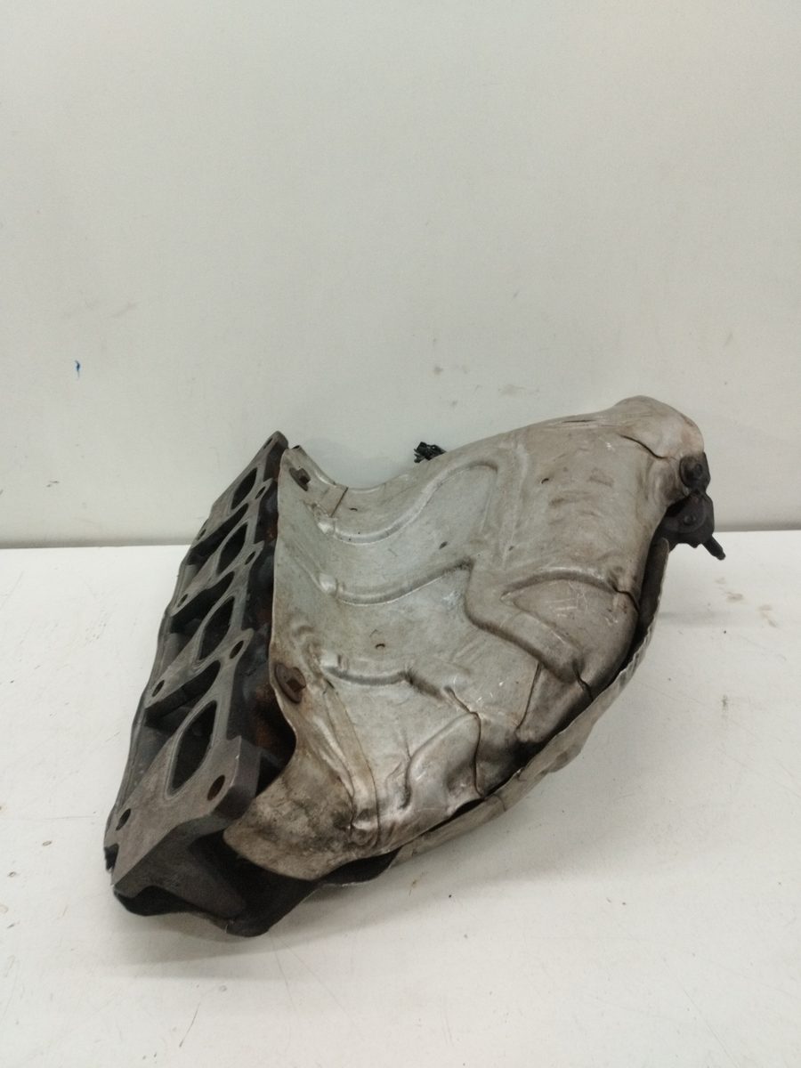Multiple Escape Renault Laguna Ii (BG0) 2001-2007 Authentique 1.8L 88kW 041116097