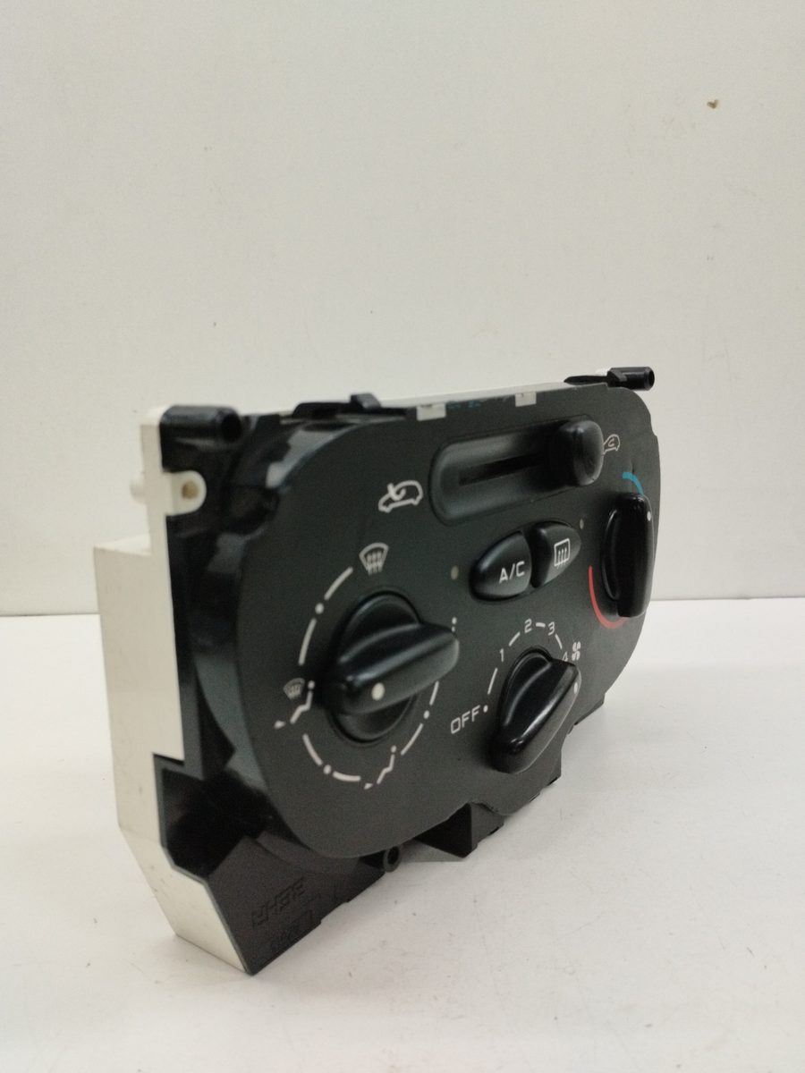 Comandos De Calefacción Peugeot 206 Berlina 1998-2010 XR 1.9L 51kW