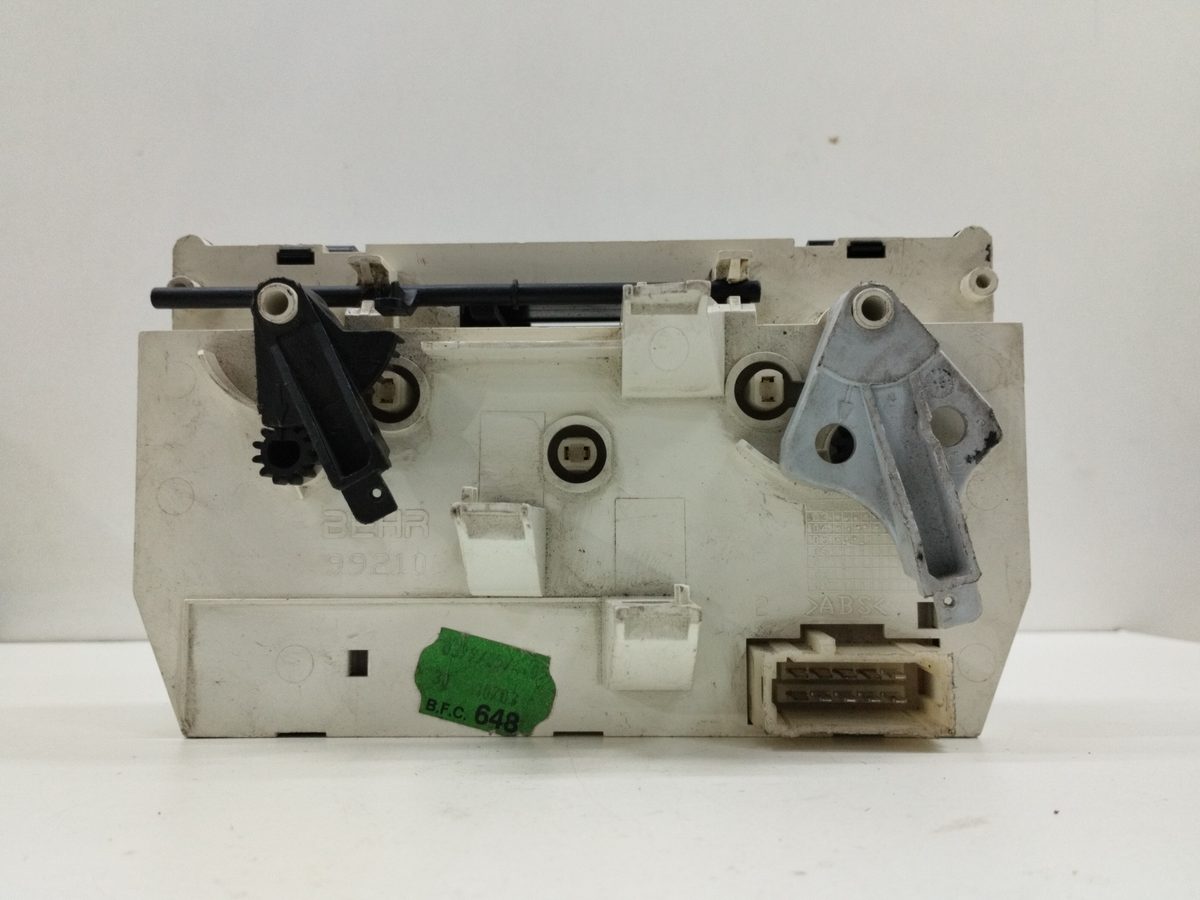 Comandos De Calefacción Peugeot 206 Berlina 1998-2010 XR 1.9L 51kW