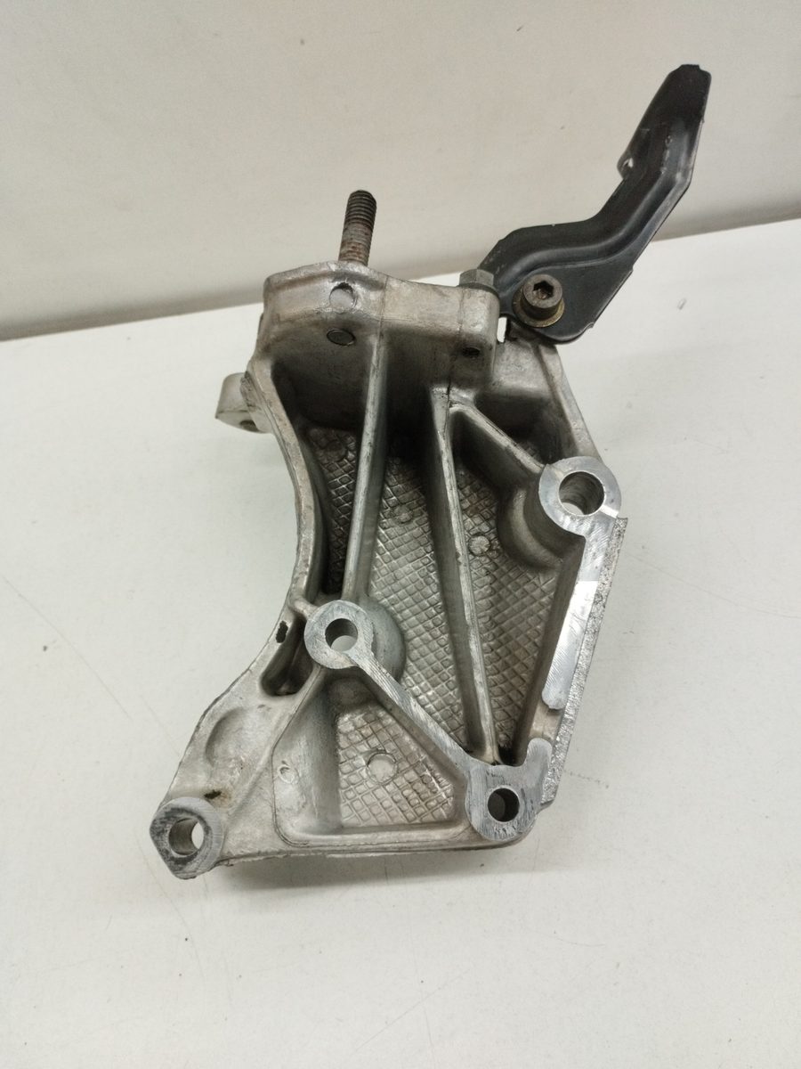 Soporte Motor Derecho Citroën Xsara Berlina 1997-2005 1.9 D SX 1.9L 50kW
