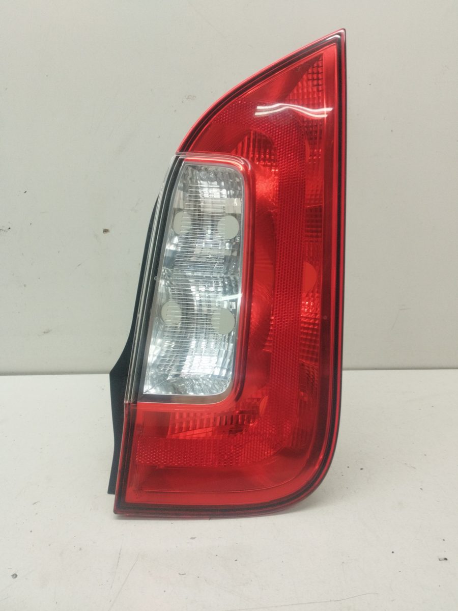 Farol Trasero Derecho Exterior Volkswagen Up! (121) 2011-2016 * 1ST945096