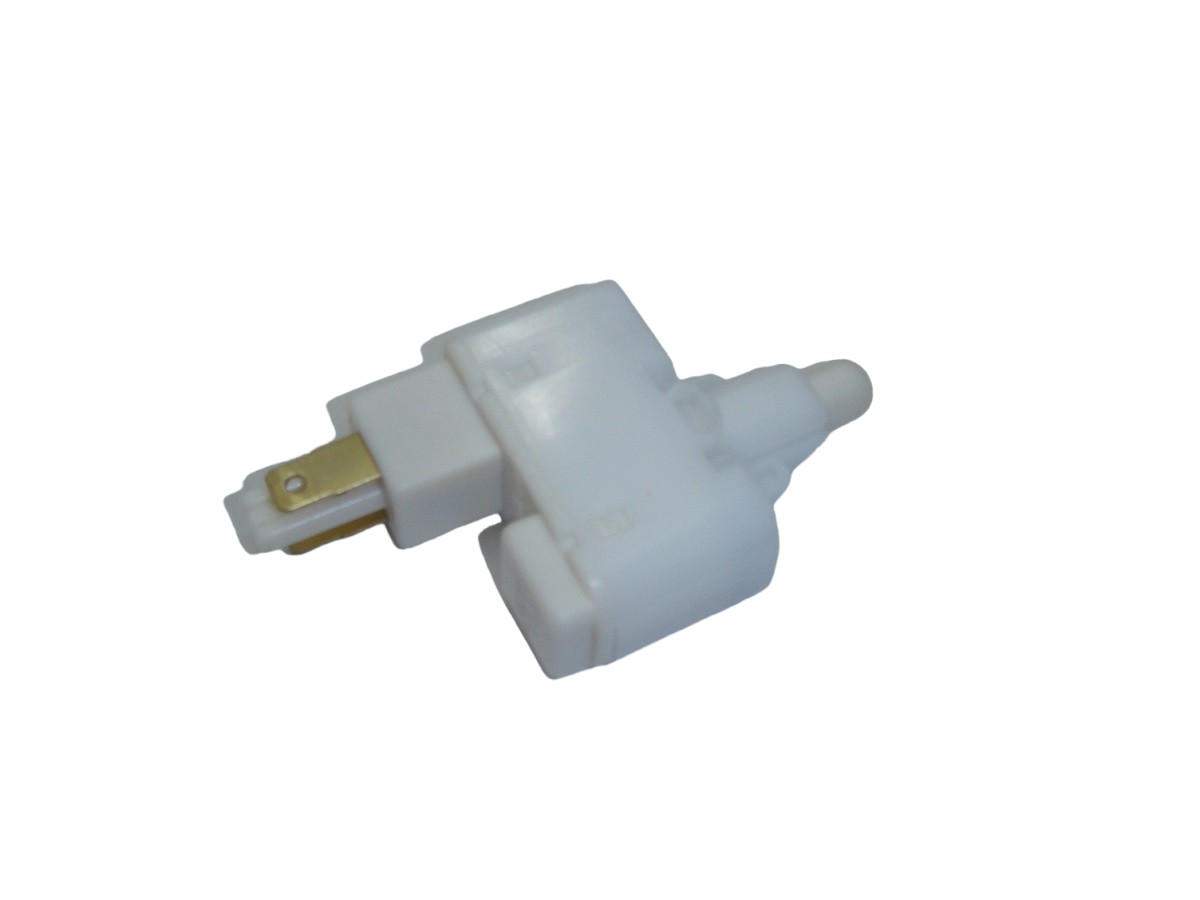 INTERRUPTOR PEDAL EMBRAGUE CHEVROLET AVEO (ORIGINAL)