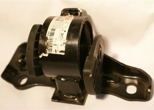 SOPORTE MOTOR DEL IZQ TOYOTA CORONA 92 NAFTA