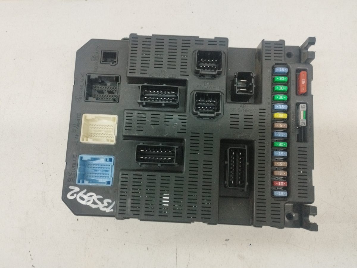 Caja Reles / Fusibles Peugeot 207 2006-2012 X-Line 1.6L 66kW 9659285380