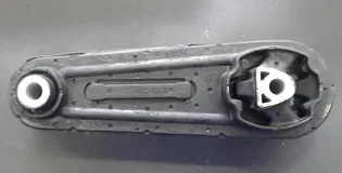 SOPORTE MOTOR DEL IZQ NISSAN-RENAULT 06 BIELA