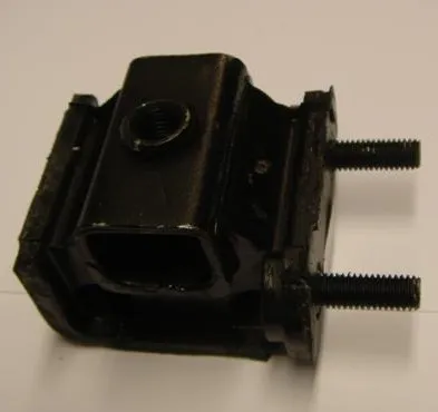 SOPORTE MOTOR TRA DAIHATSU DELTA 90 (C/TOR)