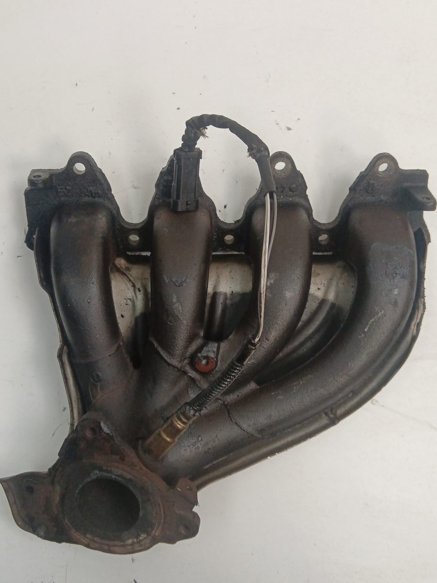 Multiple Escape Renault Megane Ii Berlina 5p 2002-2009 Confort Authentique 1.6L 83kW