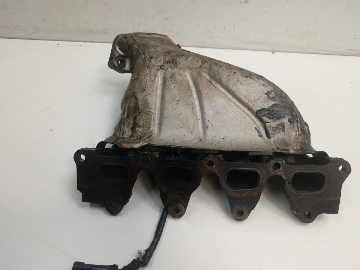 Multiple Escape Renault Megane Ii Berlina 5p 2002-2009 Confort Authentique 1.6L 83kW