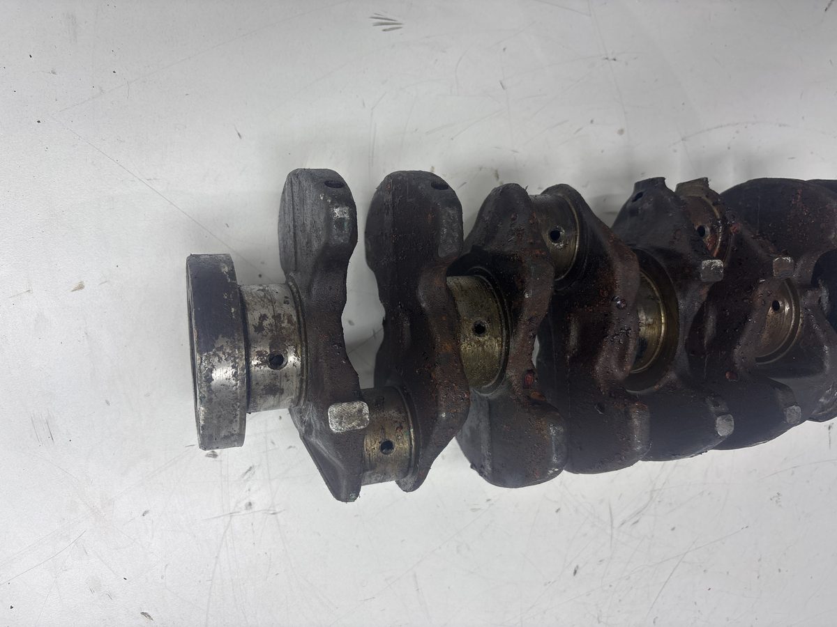 Cigueñal Mitsubishi Space Wagon (N30/N40) 1991-1996 2000 GLX Diesel 2.0L 60kW