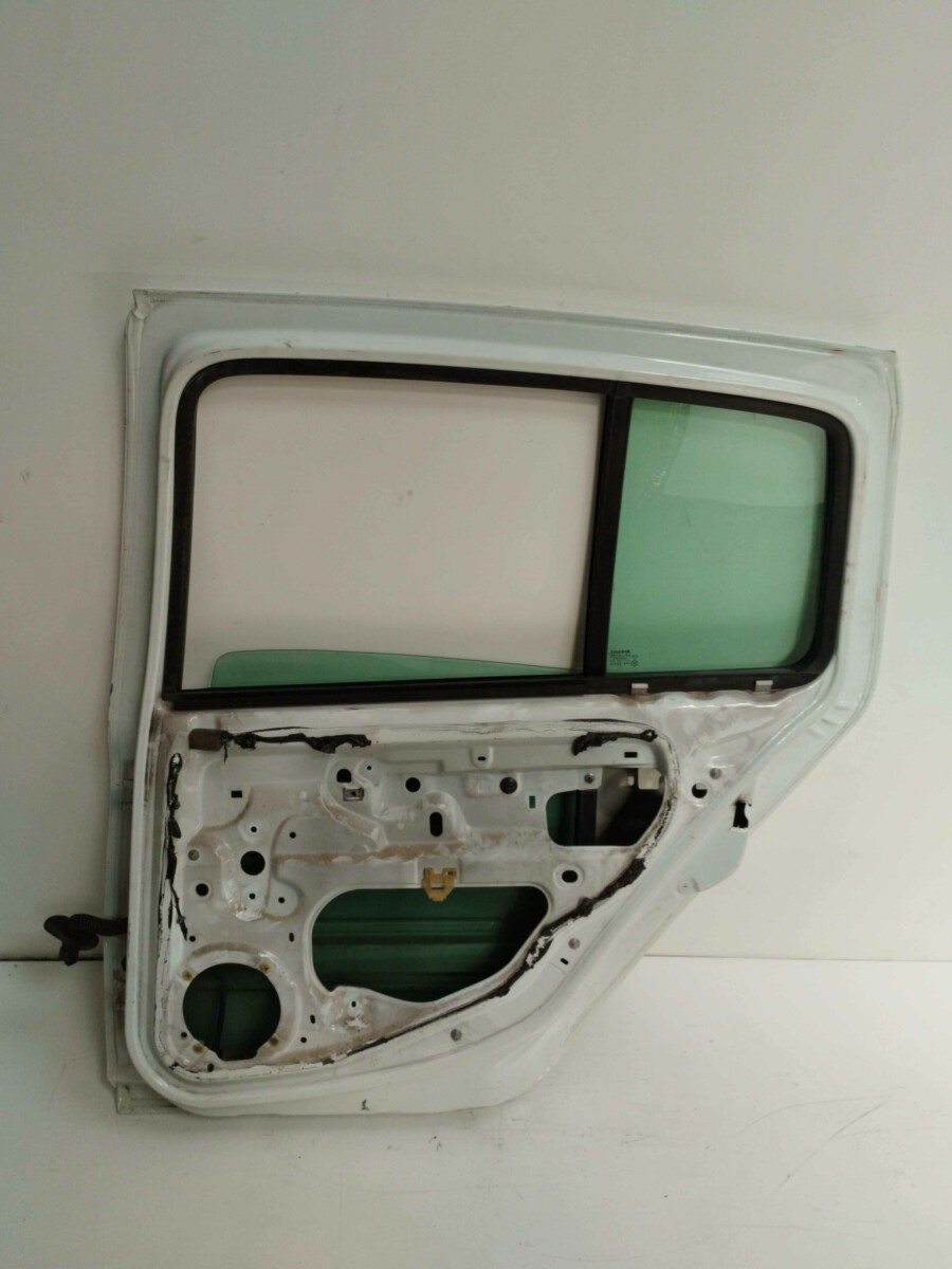 Puerta Trasera Derecha Renault Clio Ii Fase Ii B Cb0 2001 2013
