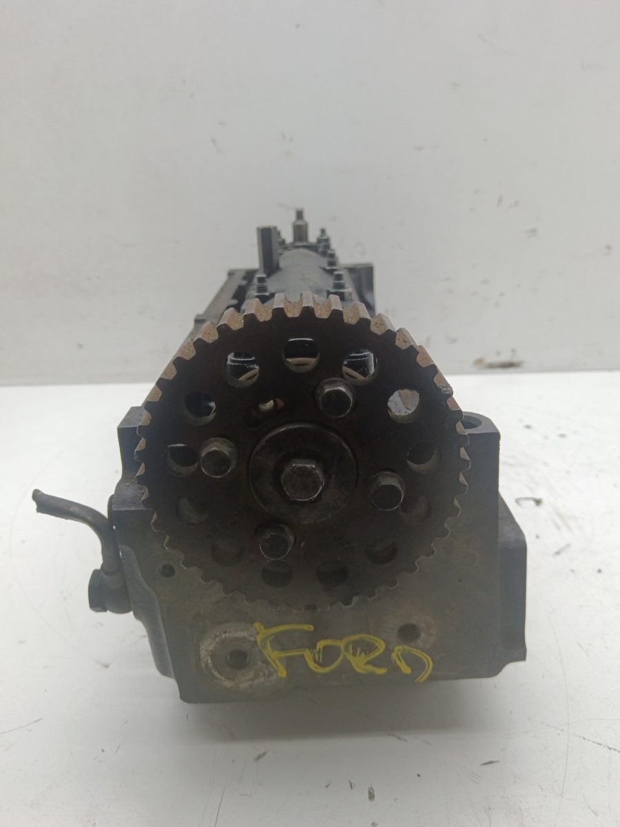 Tapa De Cilindros Ford Fiesta Berl./courier 1988-1997 1.8 Diesel 1.8L 44kW