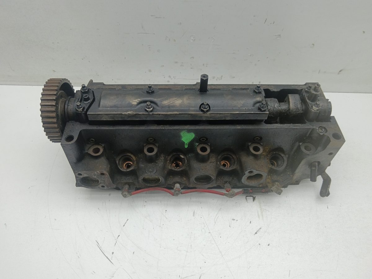 Tapa De Cilindros Ford Fiesta Berl./courier 1988-1997 1.8 Diesel 1.8L 44kW