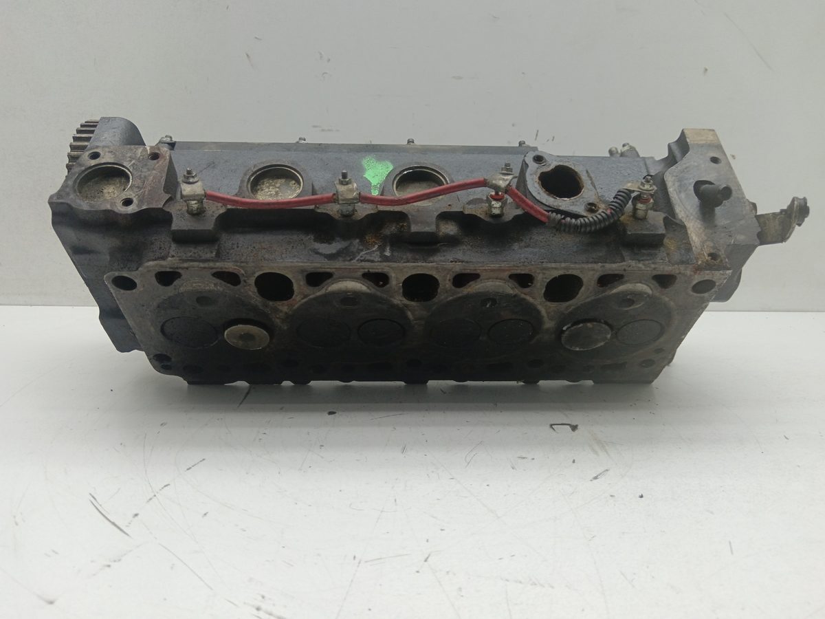 Tapa De Cilindros Ford Fiesta Berl./courier 1988-1997 1.8 Diesel 1.8L 44kW