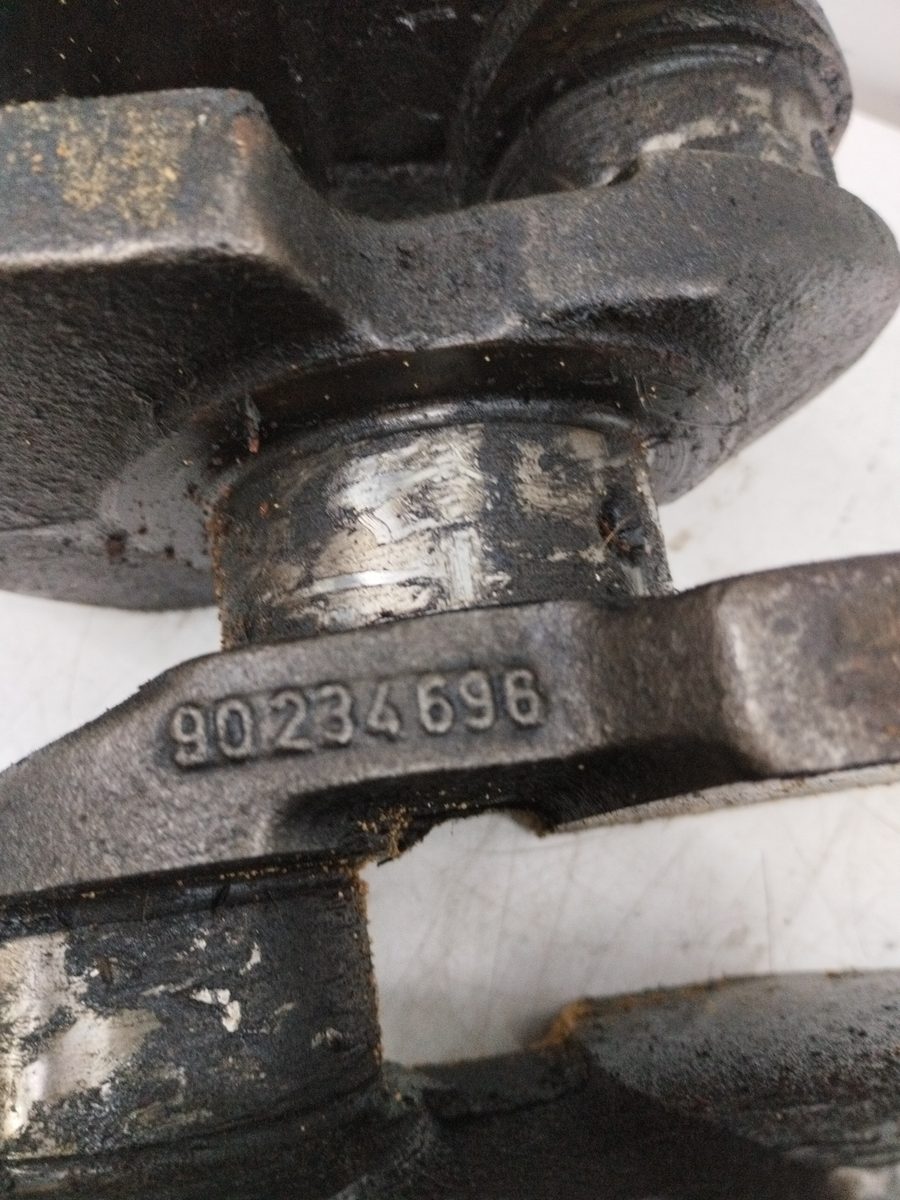 Cigueñal Opel Astra F Berlina 1991-1998 California 1.7L 60kW 90234696