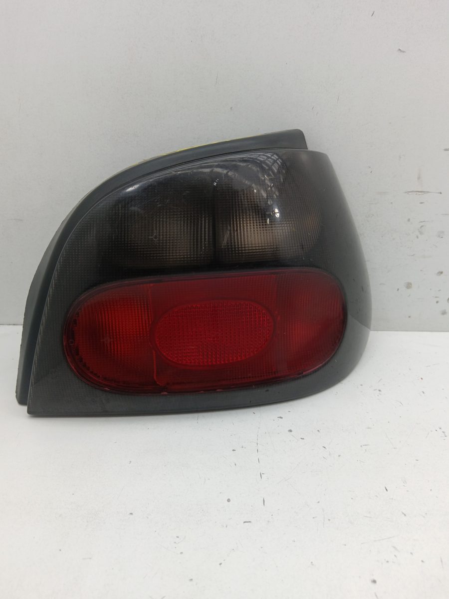 Farol Trasero Derecho Exterior Renault Megane Ii Berlina 3p 2002-2009 Emotion