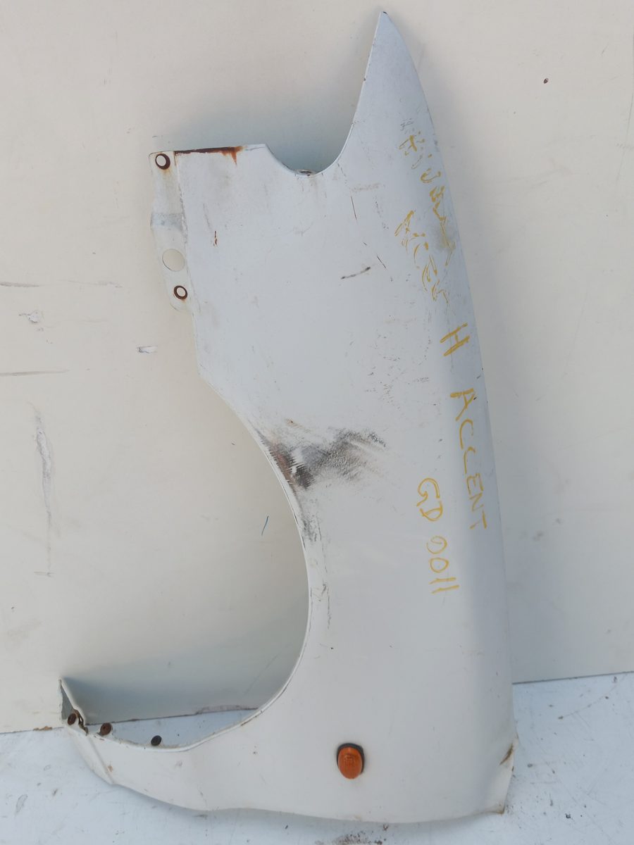 Guardabarro Delantero Izquierdo Hyundai Accent (X3) 1994-1997
